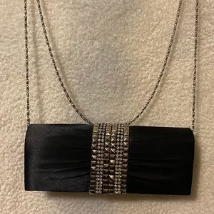 Black evening bag with removable chain